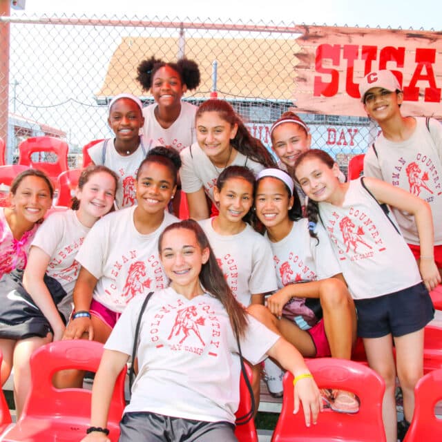 Group photo of 49ers all in the same camp shirt.