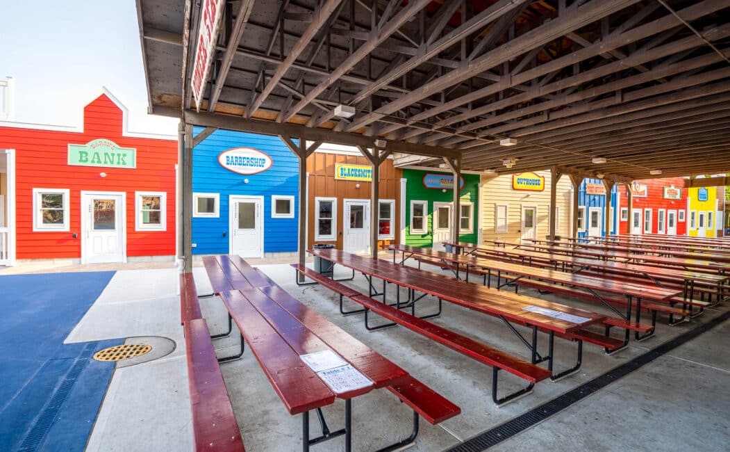 Outdoor eating area "Pioneer Station".